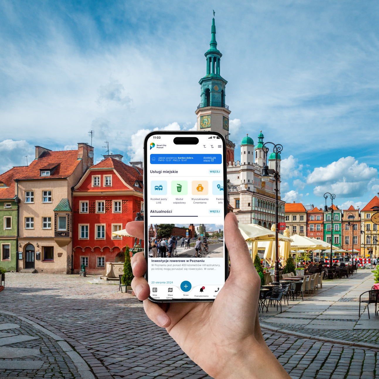 Strona główna na tle ratusza